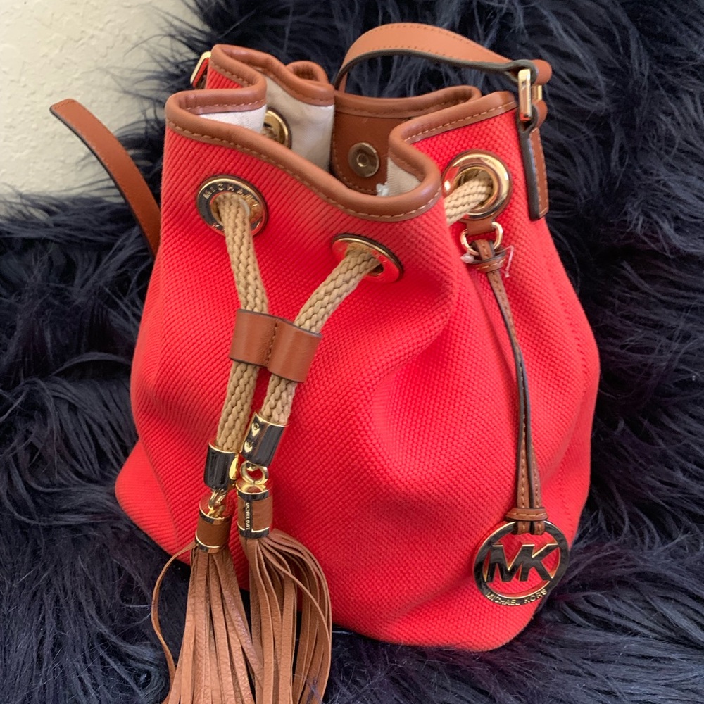 Michael Kors Hand Bag - Picture 5 of 6